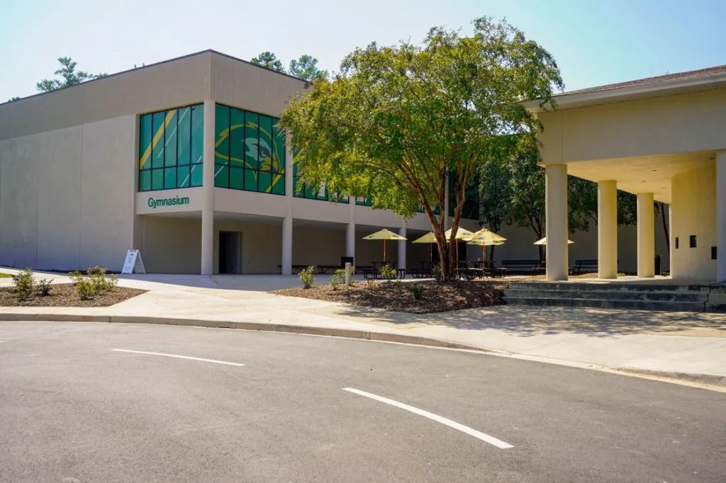 Ben Lippen School  