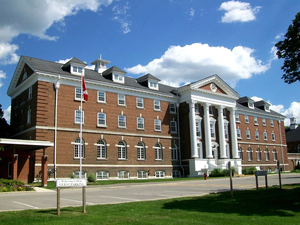 Thông tin Pickering College: Ngành học, học phí & đánh giá