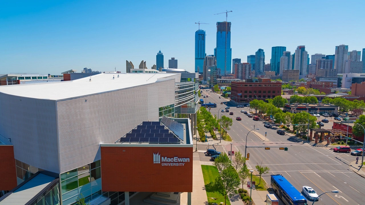 Gặp gỡ Đại học MacEwan – nhà giáo dục đổi mới hàng đầu Alberta, Canada